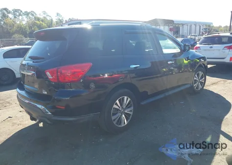 2017 Nissan Pathfinder Sv z USA, uszkodzony, nr VIN 5N1DR2MN8HC651620